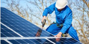 Installation Maintenance Panneaux Solaires Photovoltaïques à Ecuille